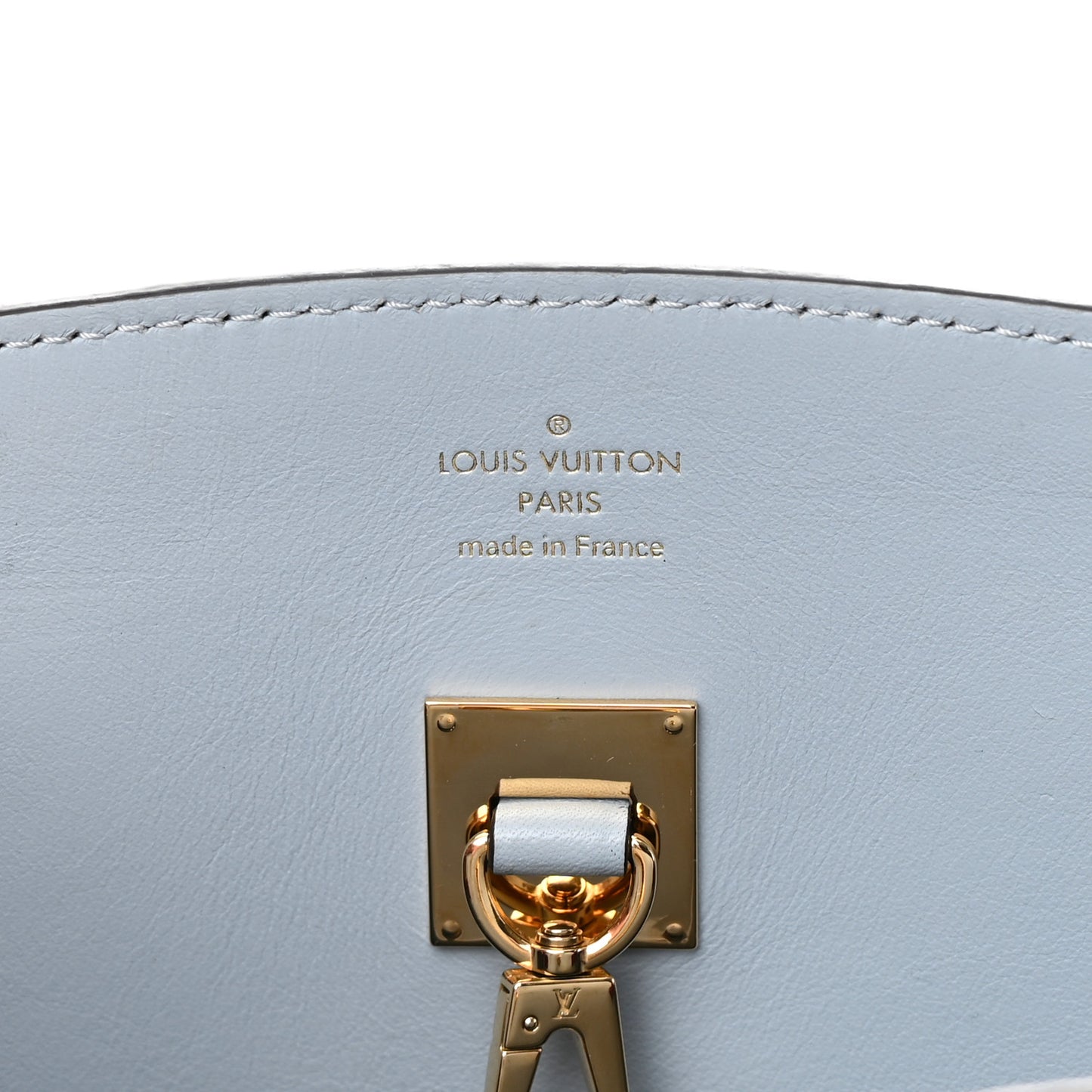 Veau Nuage Milla PM Carmine Red