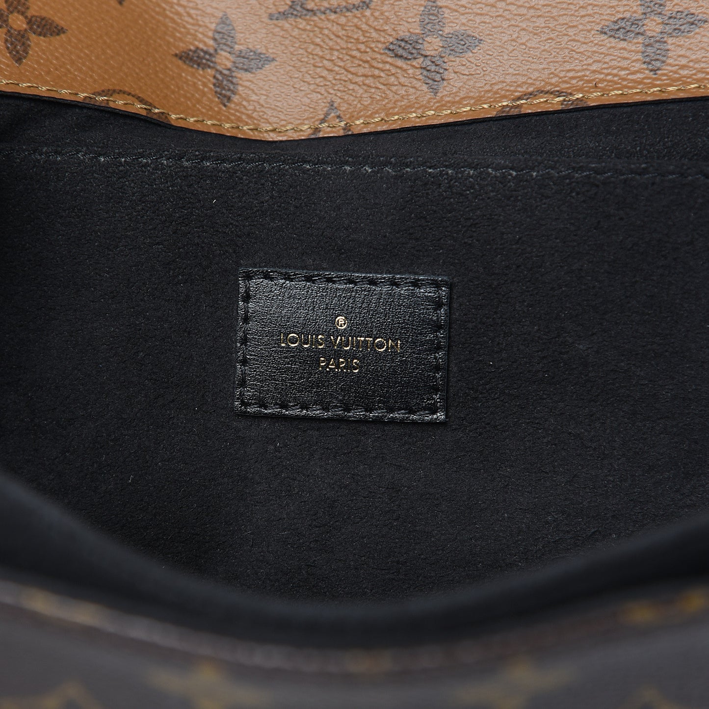 Reverse Monogram Pochette Metis