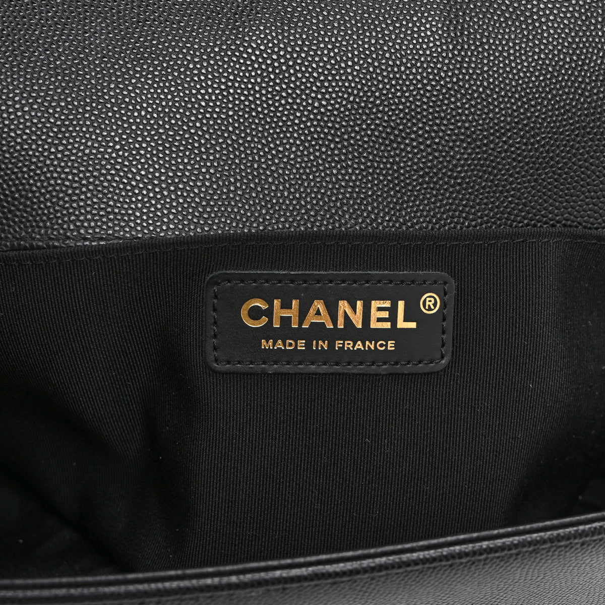 Caviar Quilted Medium Boy Flap Black