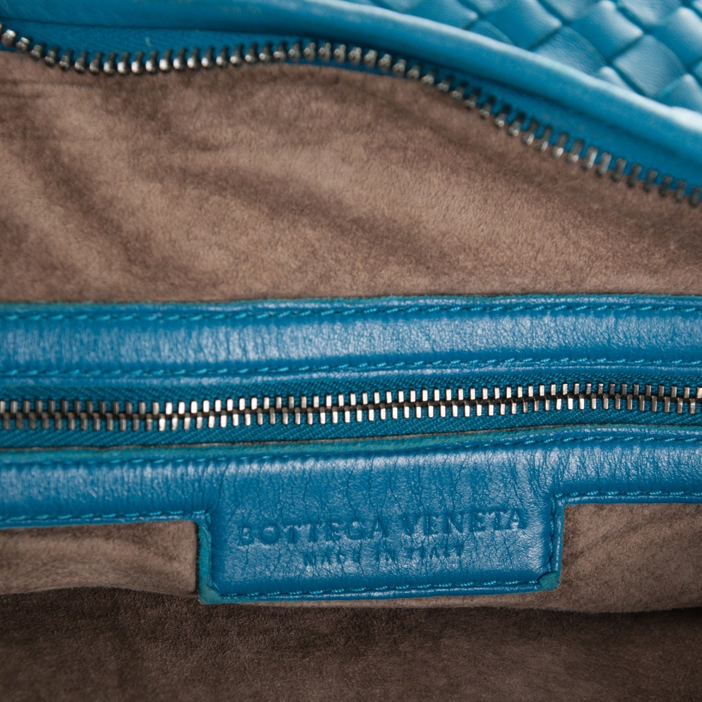 Nappa Intrecciato Large Veneta Hobo Empire
