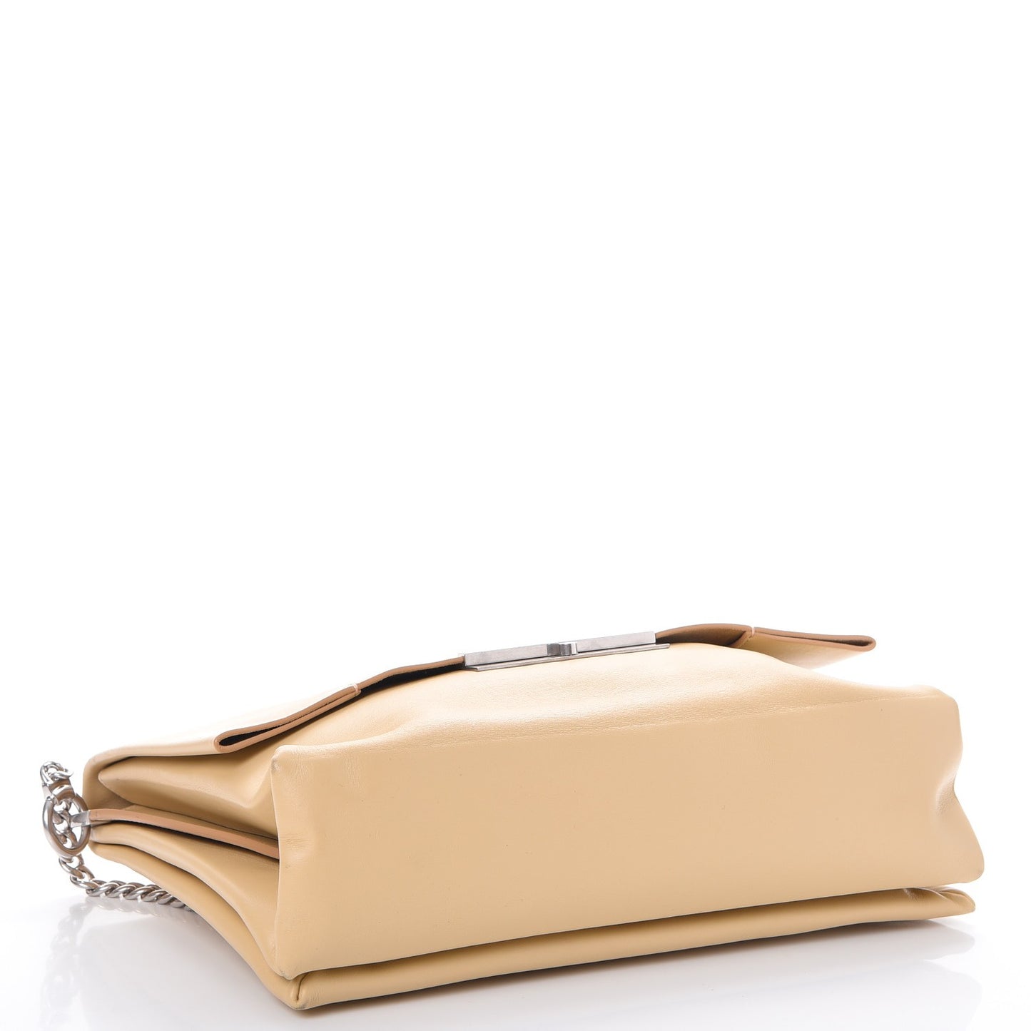 Smooth Calfskin Blade Chain Flap Vanilla