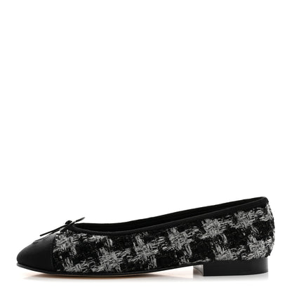 Chanel Wool Cotton Tweed Grosgrain Cap Toe Ballerina Flats 38 Black Gray 1 of 10