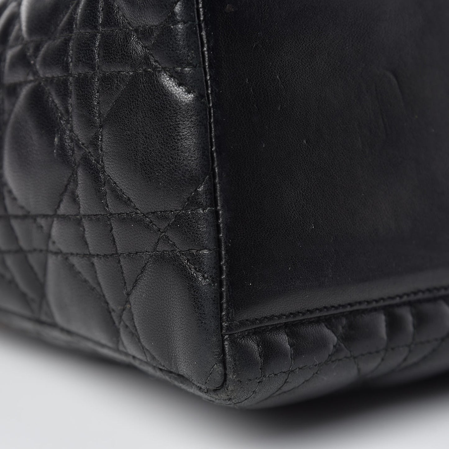 Lambskin Cannage Medium Lady Dior Black