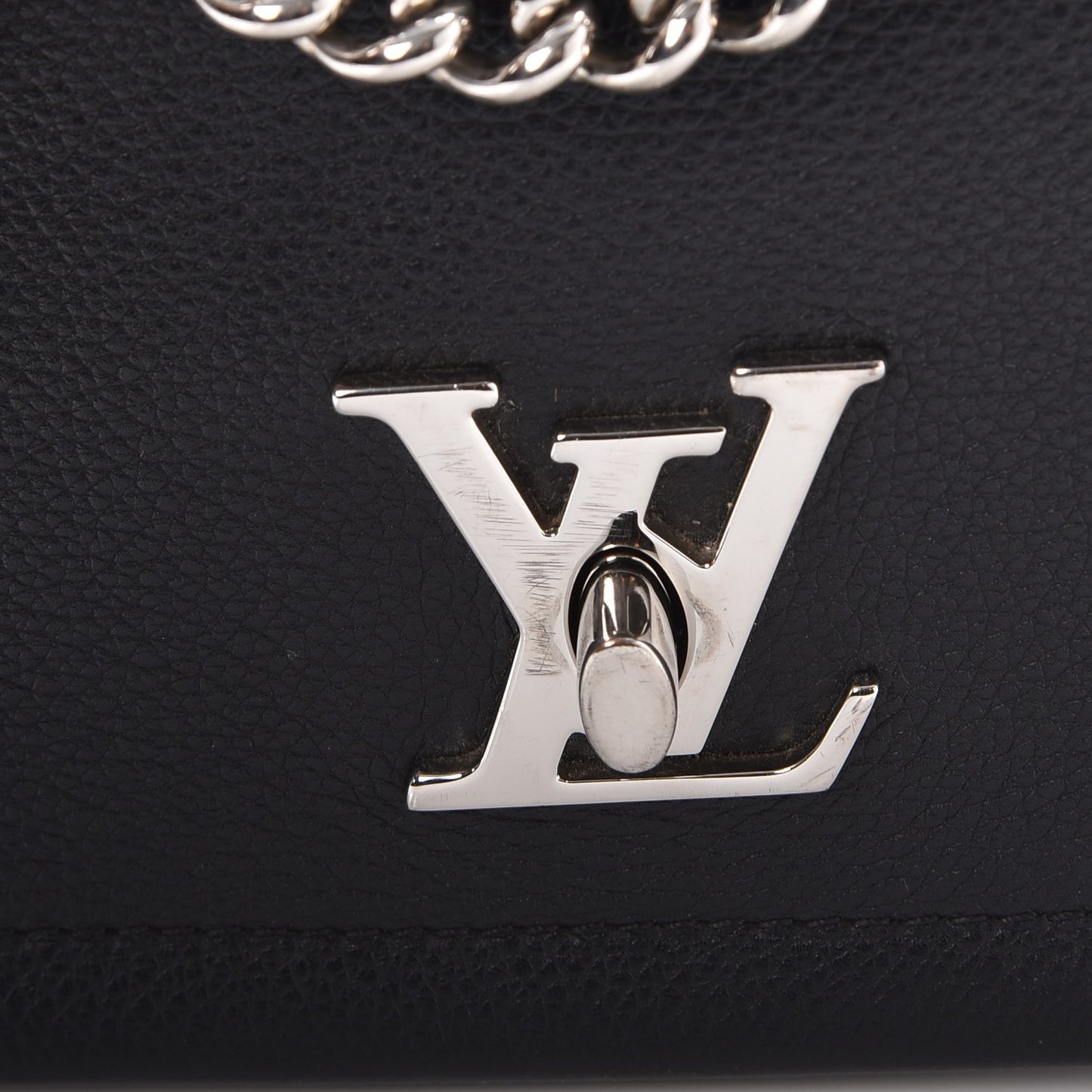 Calfskin Lockme II Chain Bag BB Black