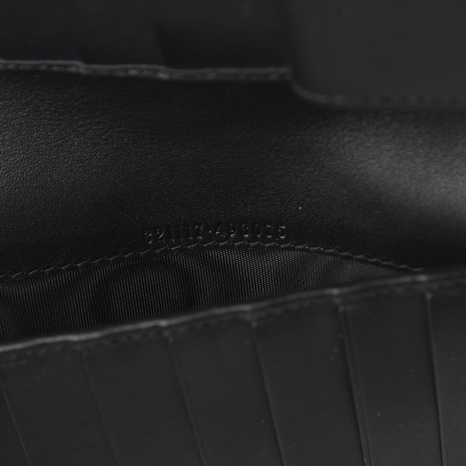 Gucci Guccissima Zip Around Travel Wallet Black 8 of 9