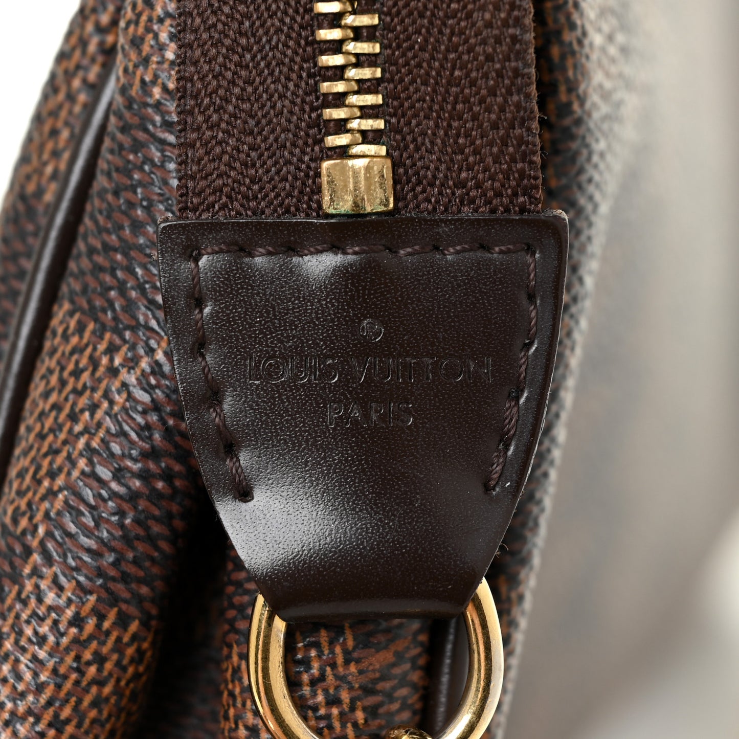 Damier Ebene Eva Clutch