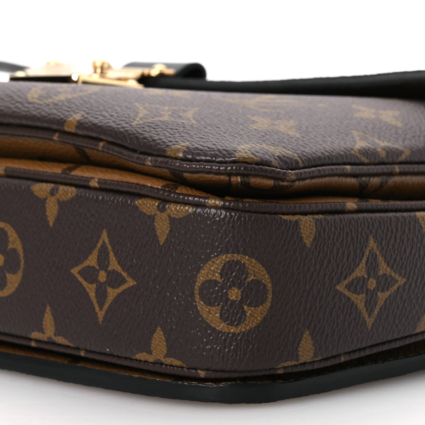 Reverse Monogram Pochette Metis