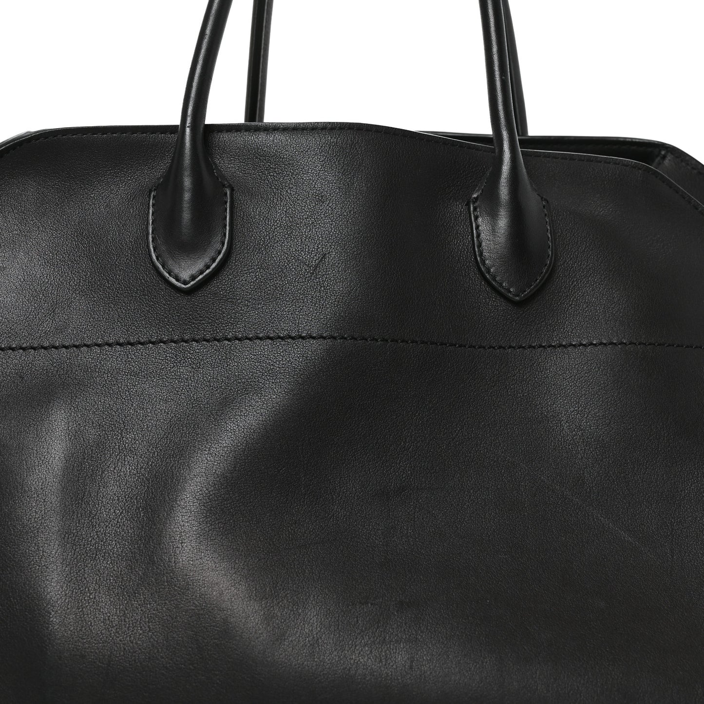 Polished Saddle Calfskin Soft Margaux 15 Black