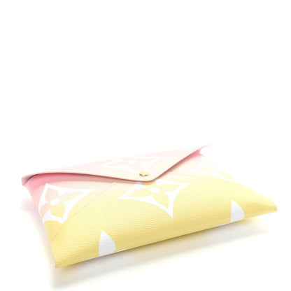 Louis Vuitton Monogram Giant By The Pool Kirigami Pochette Set 3 of 7