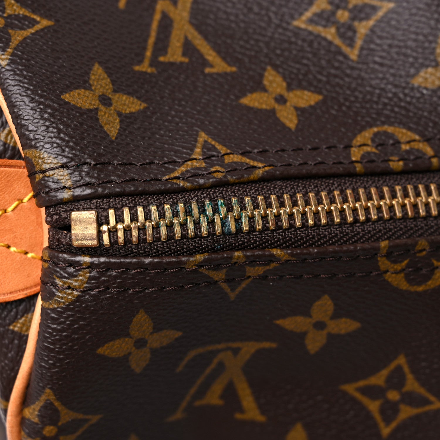Louis Vuitton Monogram Keepall 55 18 of 19