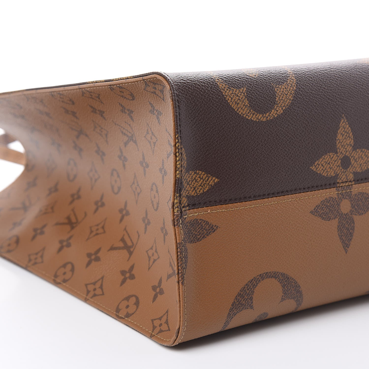 Louis Vuitton Reverse Monogram Giant Onthego GM 8 of 10