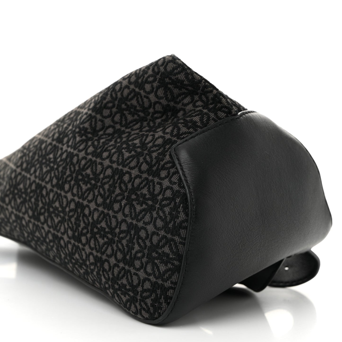 Jacquard Anagram Calfskin Anton Sling Anthracite Black