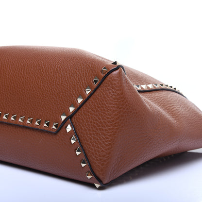 Valentino Garavani Pebbled Calfskin Rockstud Bucket Bag Saddle Brown 7 of 11