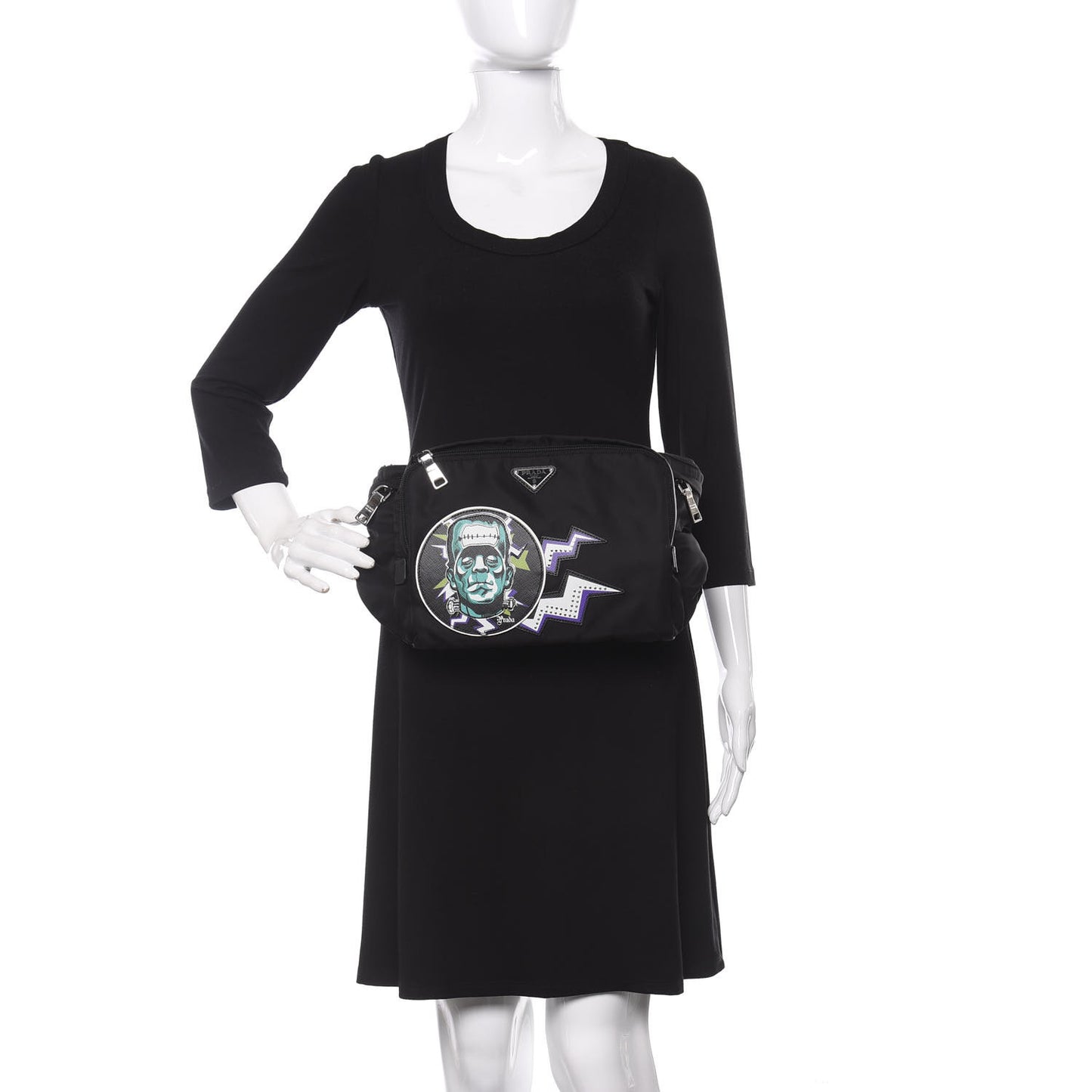 X UNIVERSAL STUDIOS Tessuto Nylon Montagna Frankenstein Print Multi Zip Belt Bag Black Menta