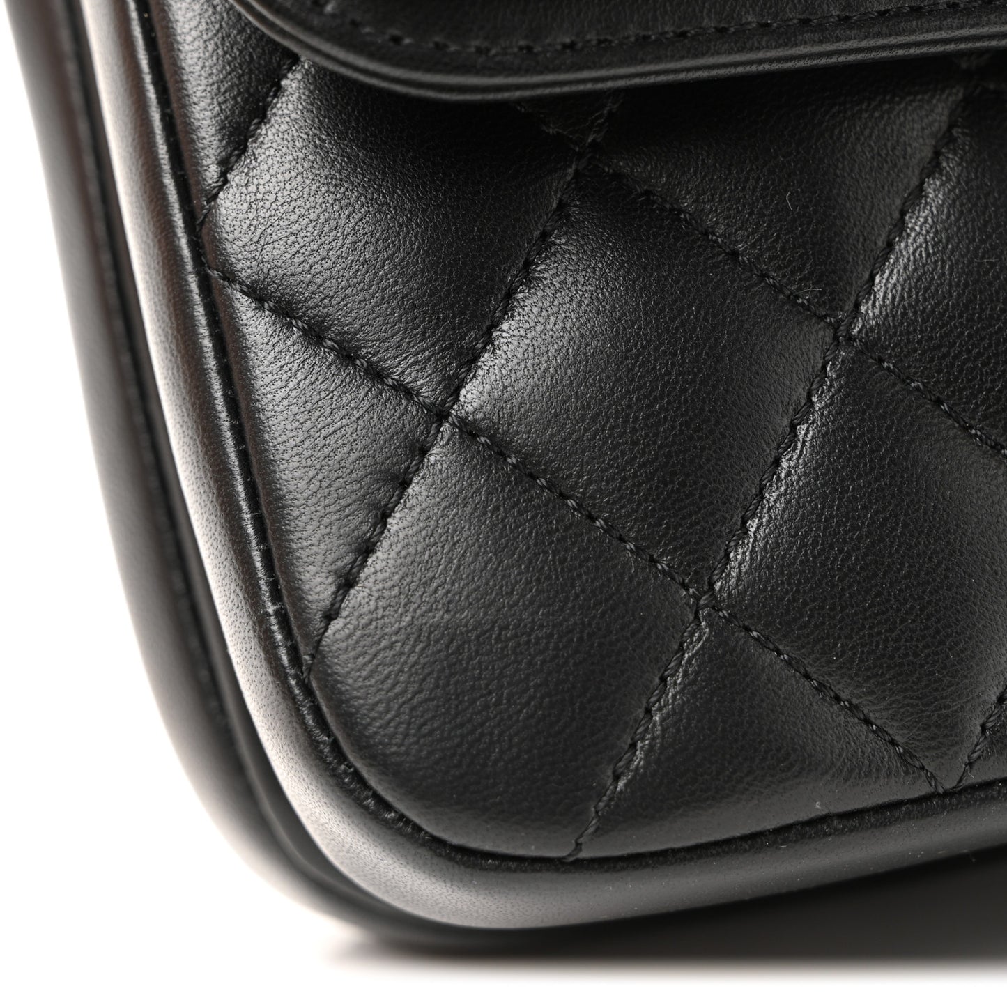 Lambskin Quilted Small CC Chic Flap Black