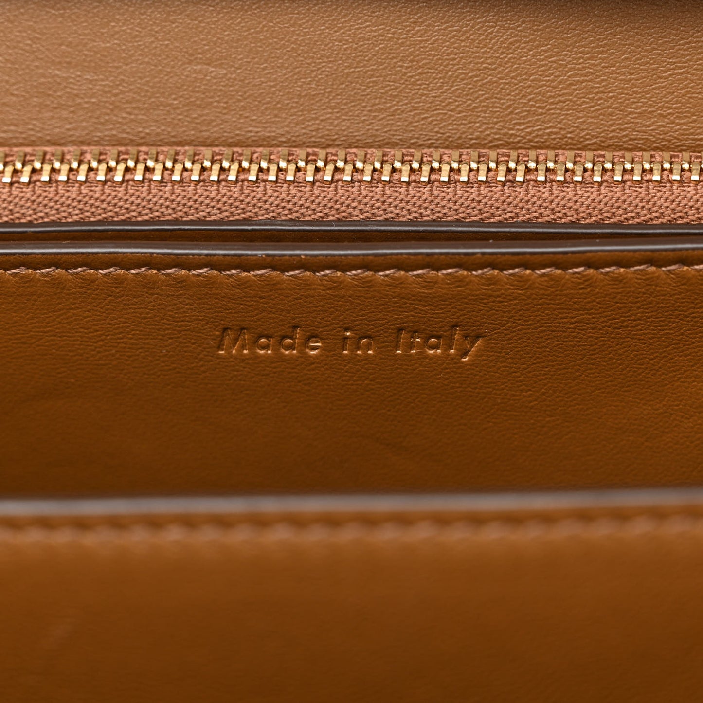 Box Calfskin Medium Classic Box Flap Bag Camel