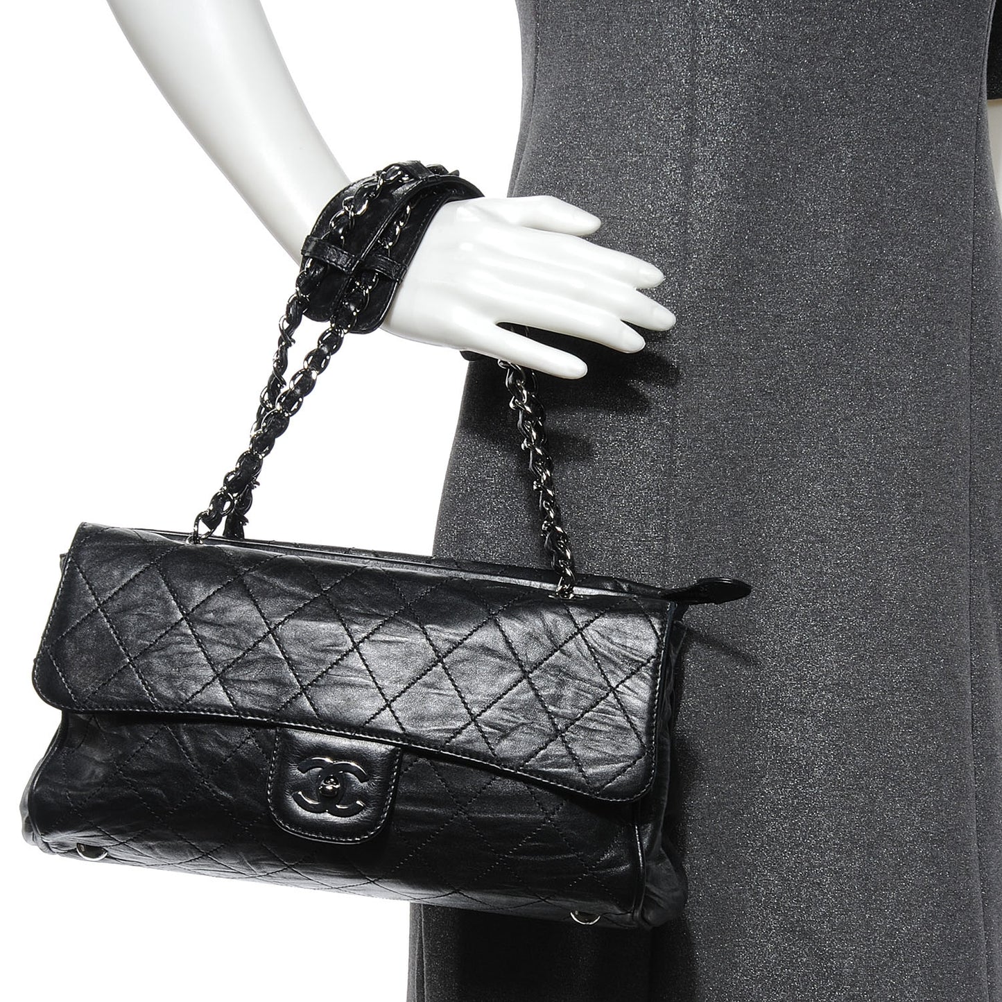 Leather Quilted Ritz Flap Bag Black