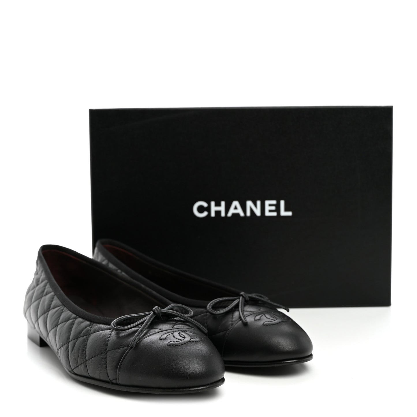 Aged Calfskin Quilted CC Cap Toe Ballerina Flats 41 Black