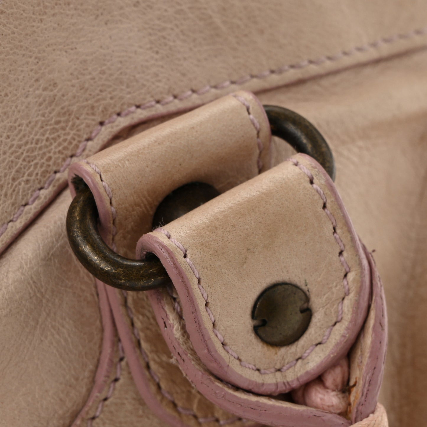 Agneau Classic Hardware First Bois de Rose