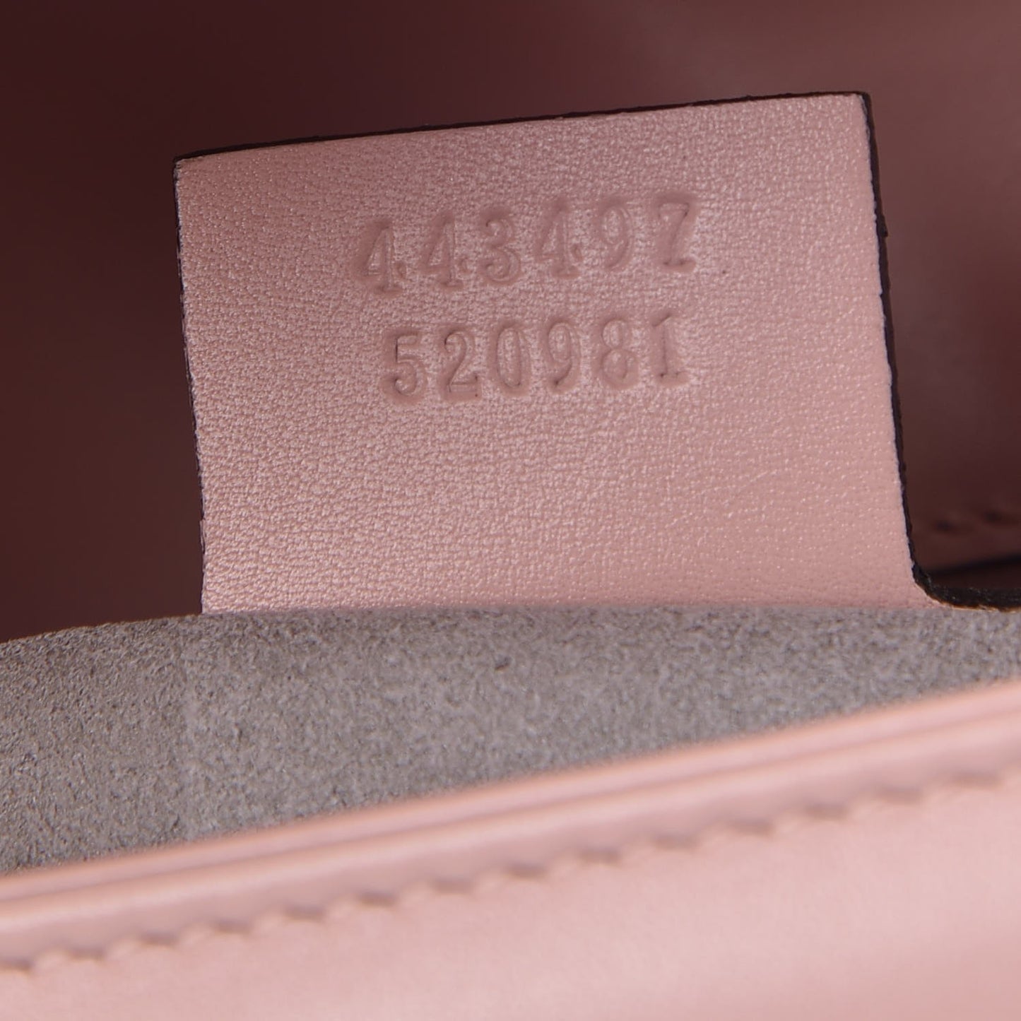 Calfskin Matelasse Small GG Marmont Shoulder Bag Perfect Pink