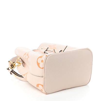 Louis Vuitton Empreinte Monogram Giant By The Pool Neonoe BB Cream Saffron 4 of 9