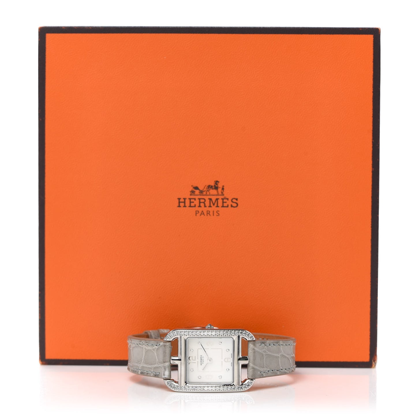 Stainless Steel Alligator Diamond Bezel Grey Sapphire Mother of Pearl 23mm Cape Cod Quartz Watch Gris Perle