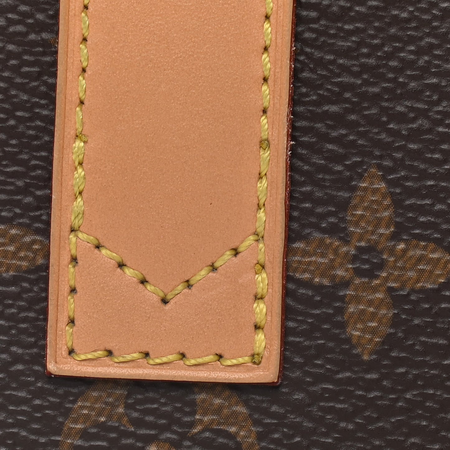 Monogram Mini Boite Chapeau