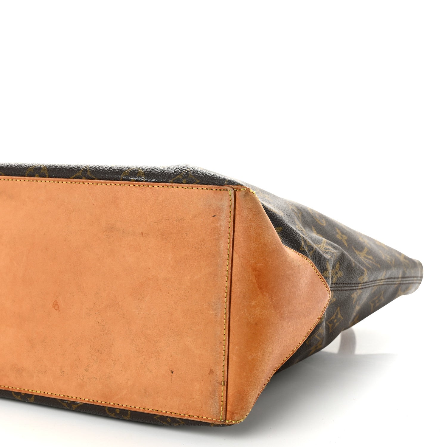 Louis Vuitton Monogram Cabas Mezzo 9 of 13