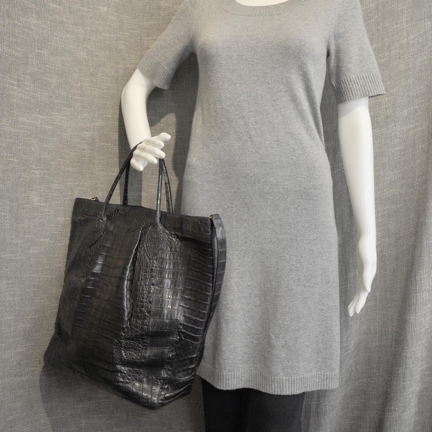 Crocodile Tote Black
