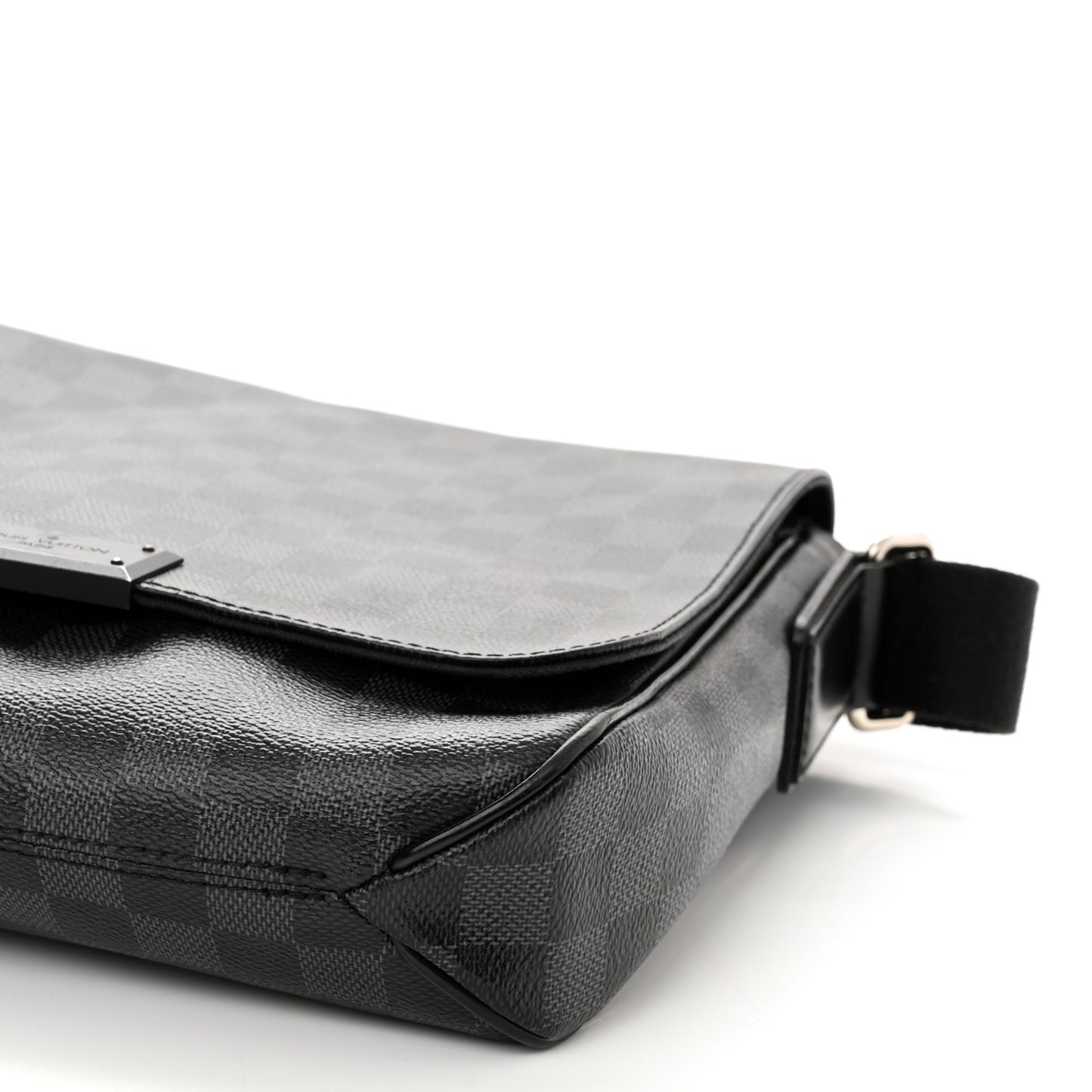 Damier Graphite District PM