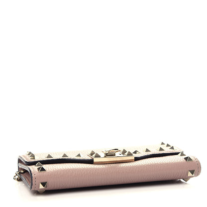 Valentino Garavani Pebbled Calfskin Rockstud Flip Lock Wallet On Chain Poudre 4 of 9