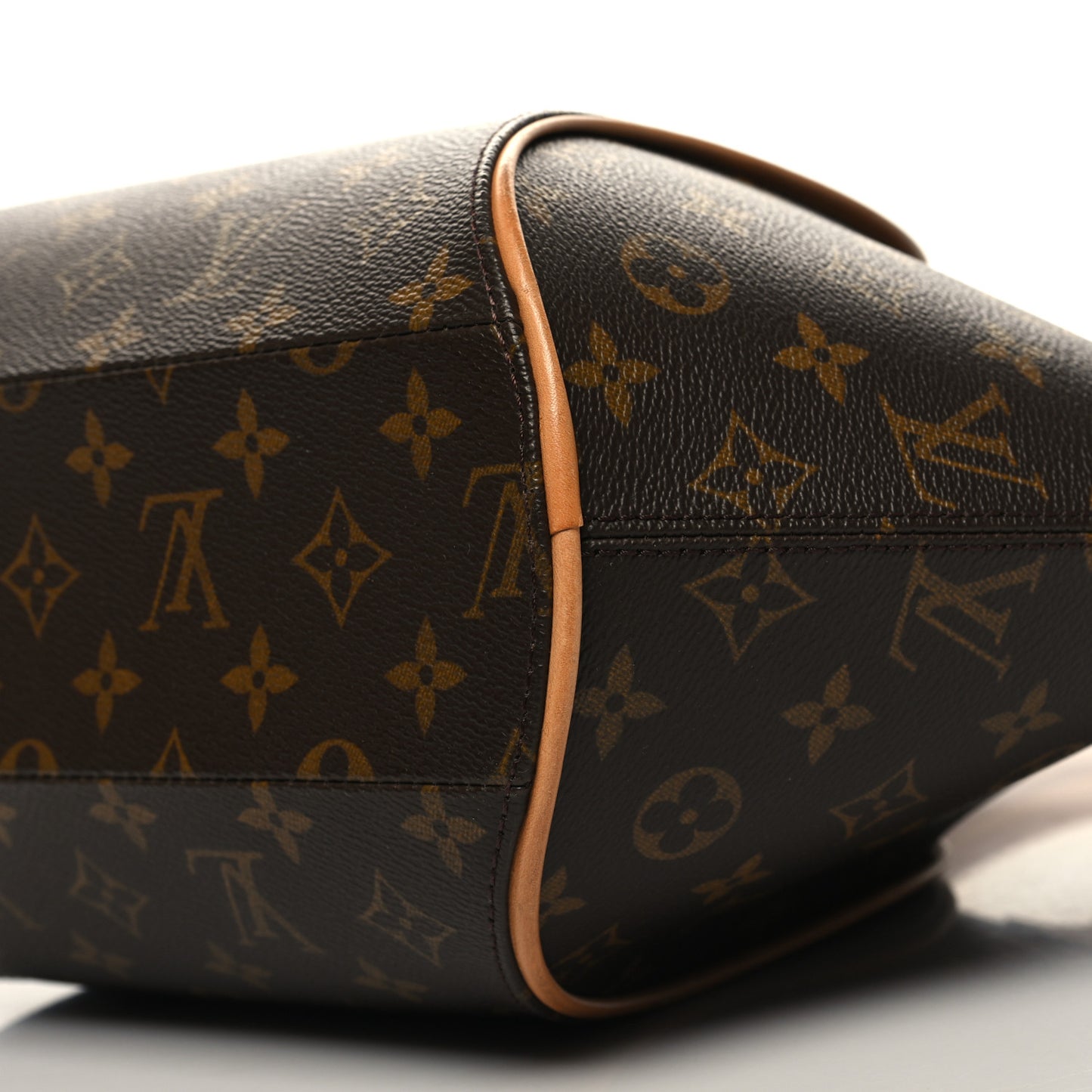 Monogram Ellipse MM