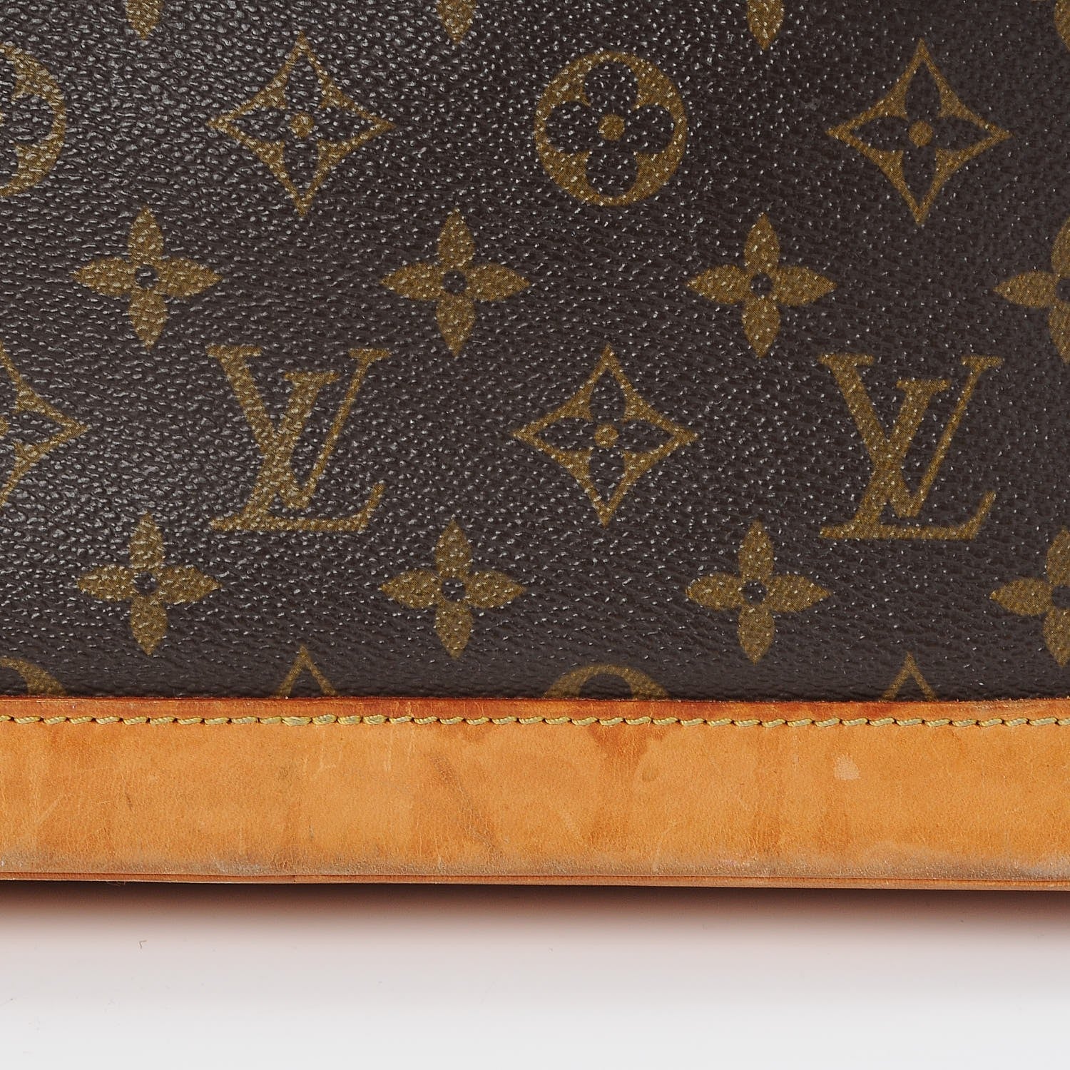 Louis Vuitton Monogram Alma PM 12 of 16