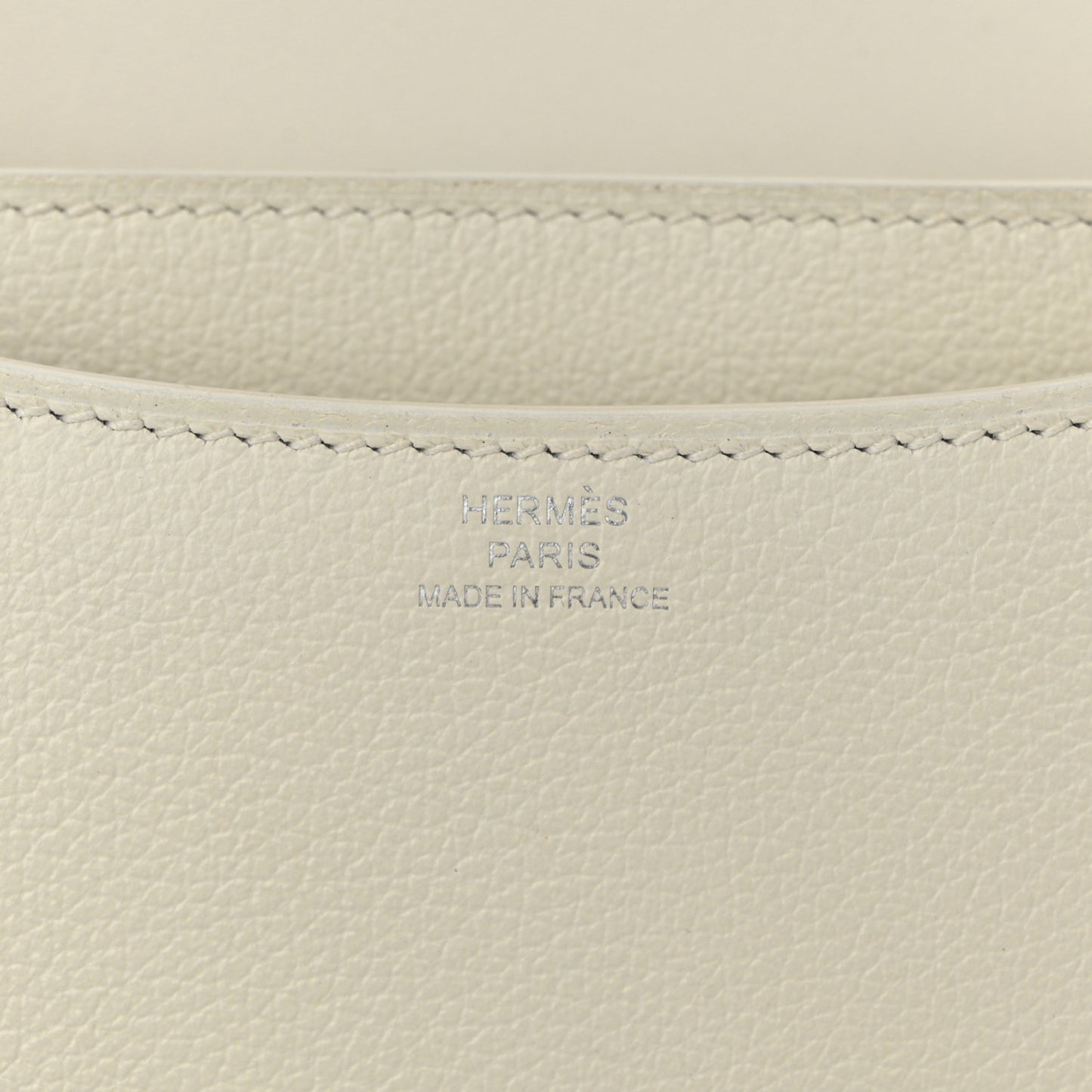 Evercolor Constance 18 White