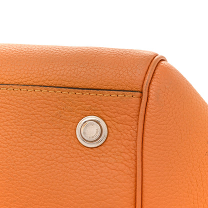 Louis Vuitton Veau Nuage Milla PM Safran 19 of 20