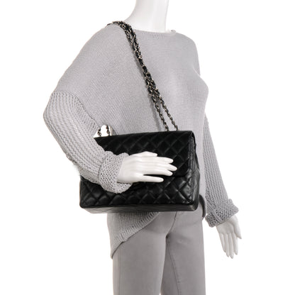 Chanel Caviar Jumbo Single Flap Black 2 of 8