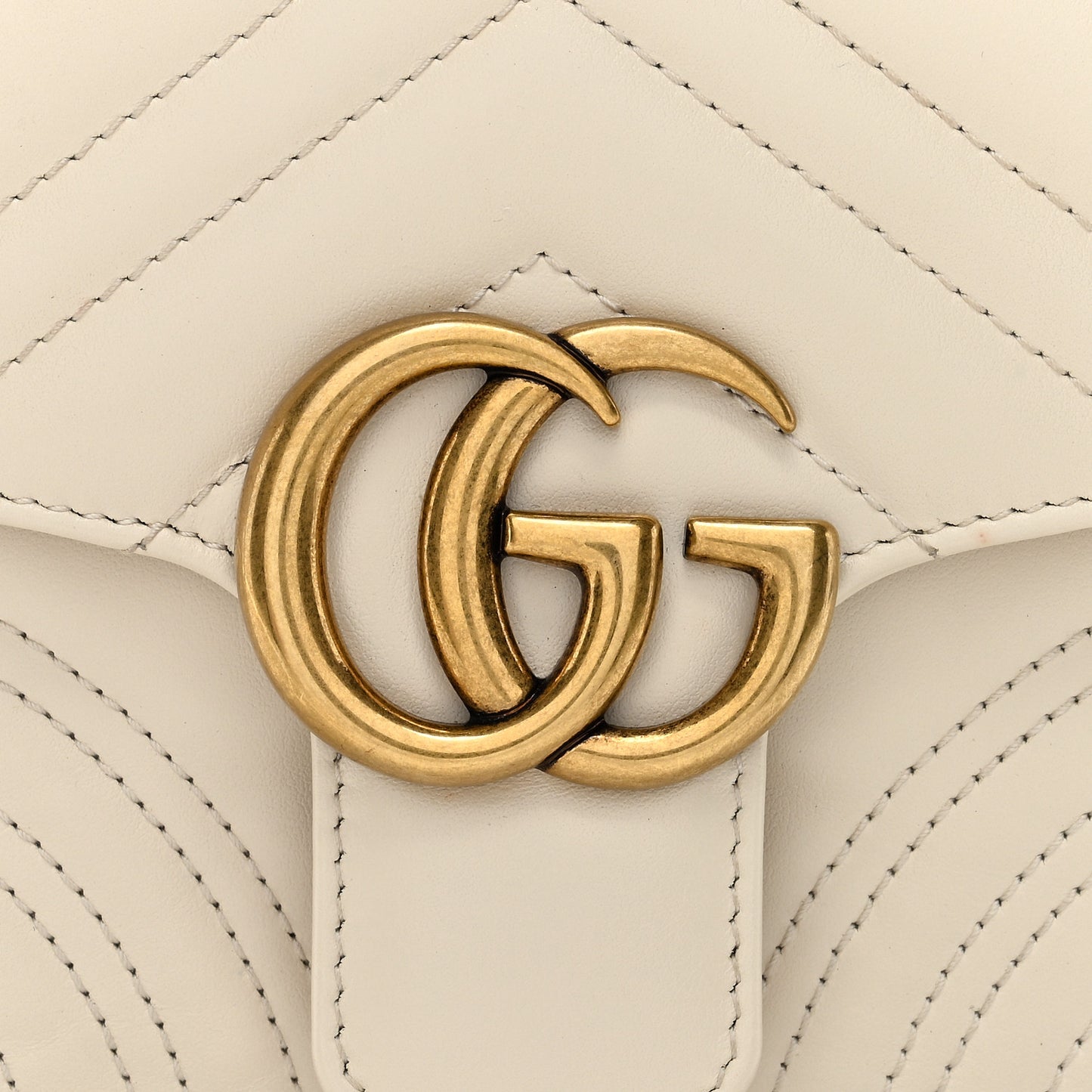 Calfskin Matelasse Mini GG Marmont Top Handle Shoulder Bag White