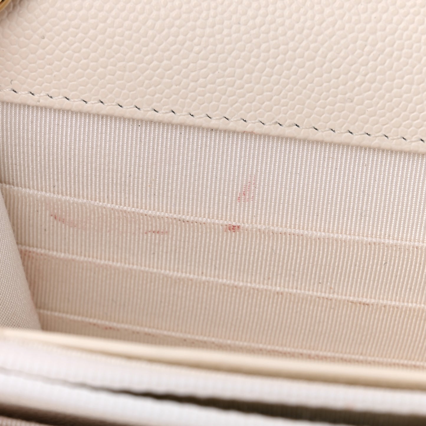 Caviar Quilted Wallet On Chain WOC White