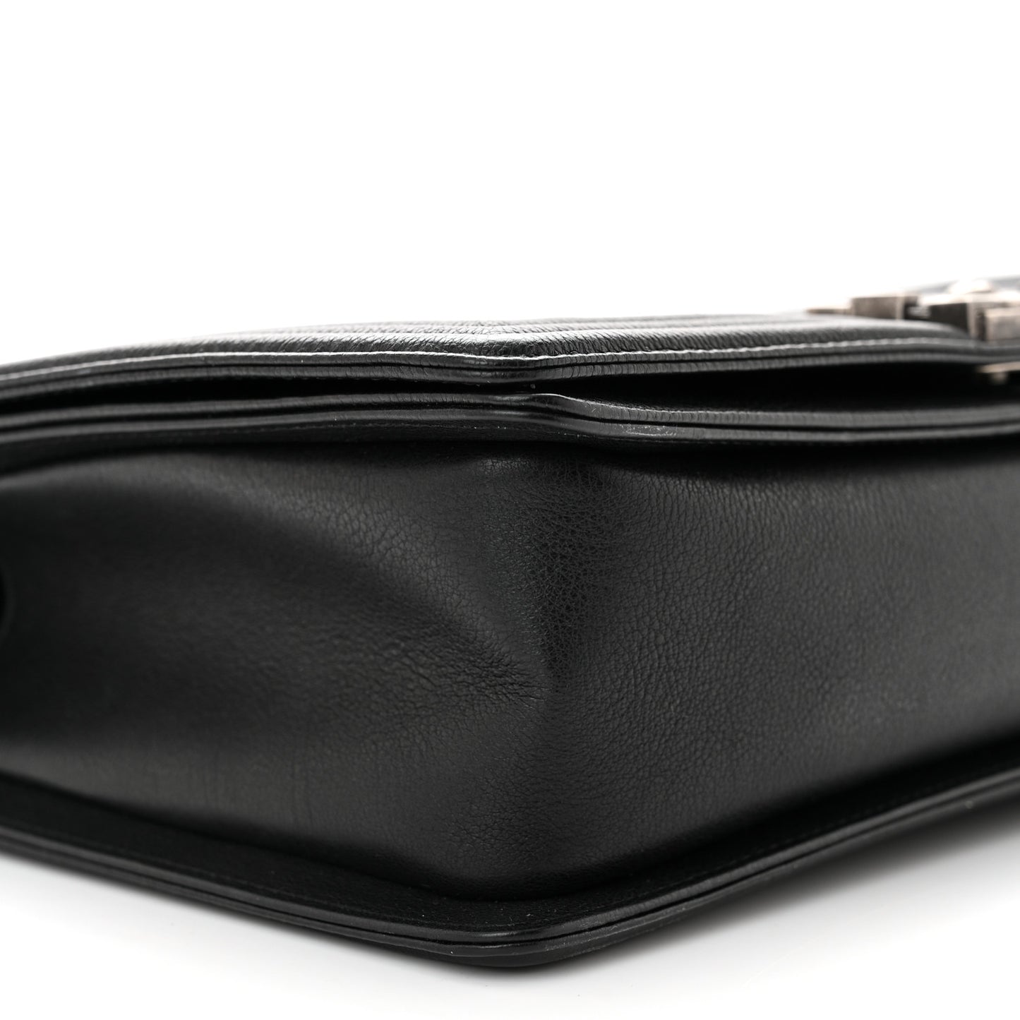 Grained Calfskin Quilted New Medium Boy Flap Black