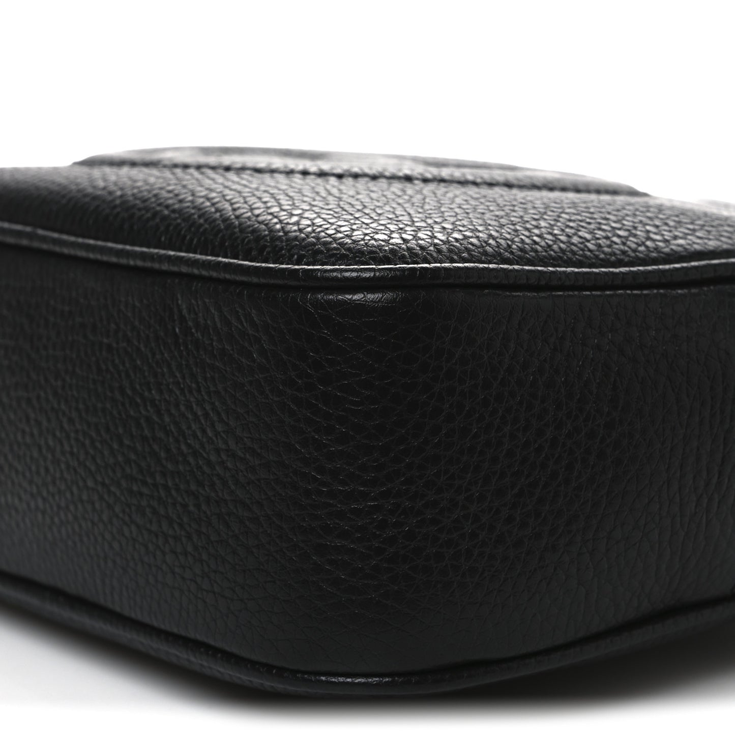 Pebbled Calfskin Small Soho Disco Bag Black