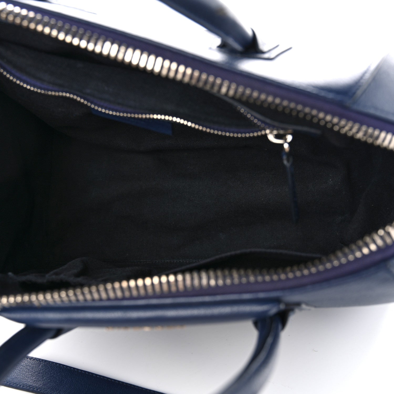 Givenchy Sugar Goatskin Medium Antigona Navy 5 of 17