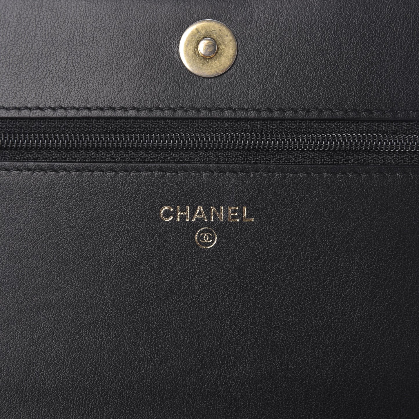 Caviar Quilted Boy Wallet On Chain WOC Black
