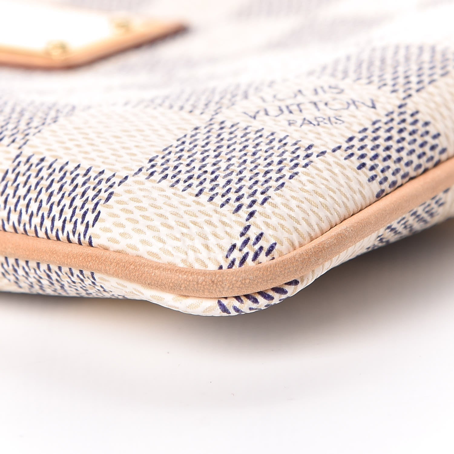 Louis Vuitton Damier Azur Pochette Milla MM 9 of 10
