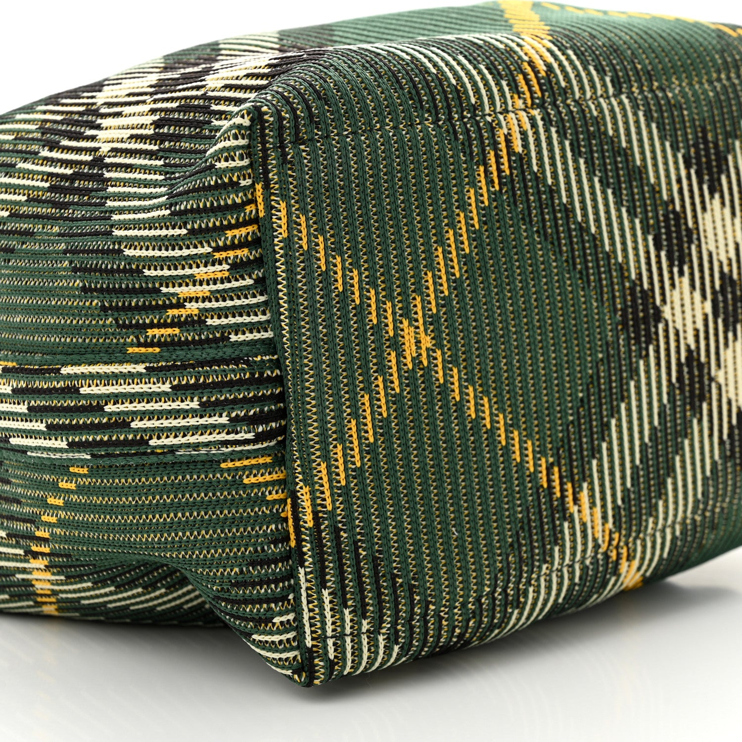 Burberry Canvas Peg Medium Duffle Bag Ivy 8 of 9