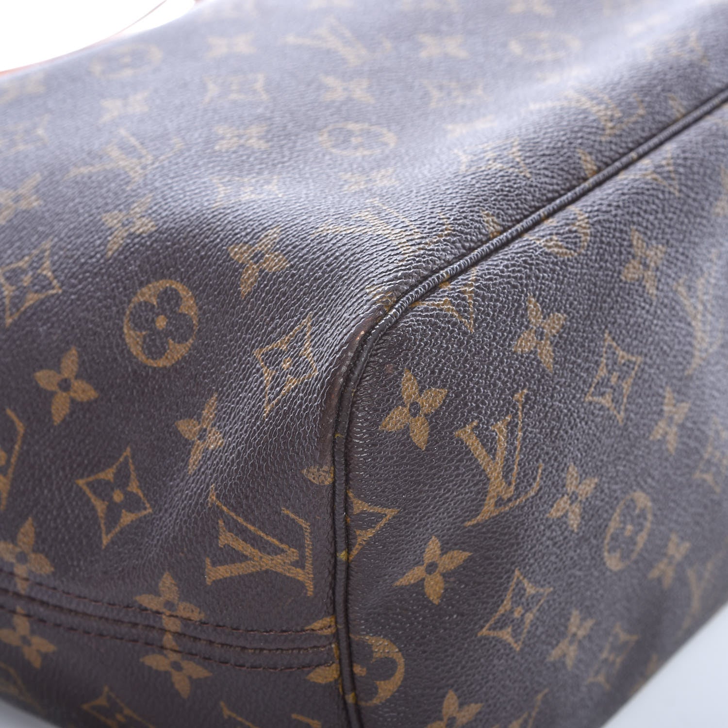 Louis Vuitton Monogram Neverfull MM 10 of 15