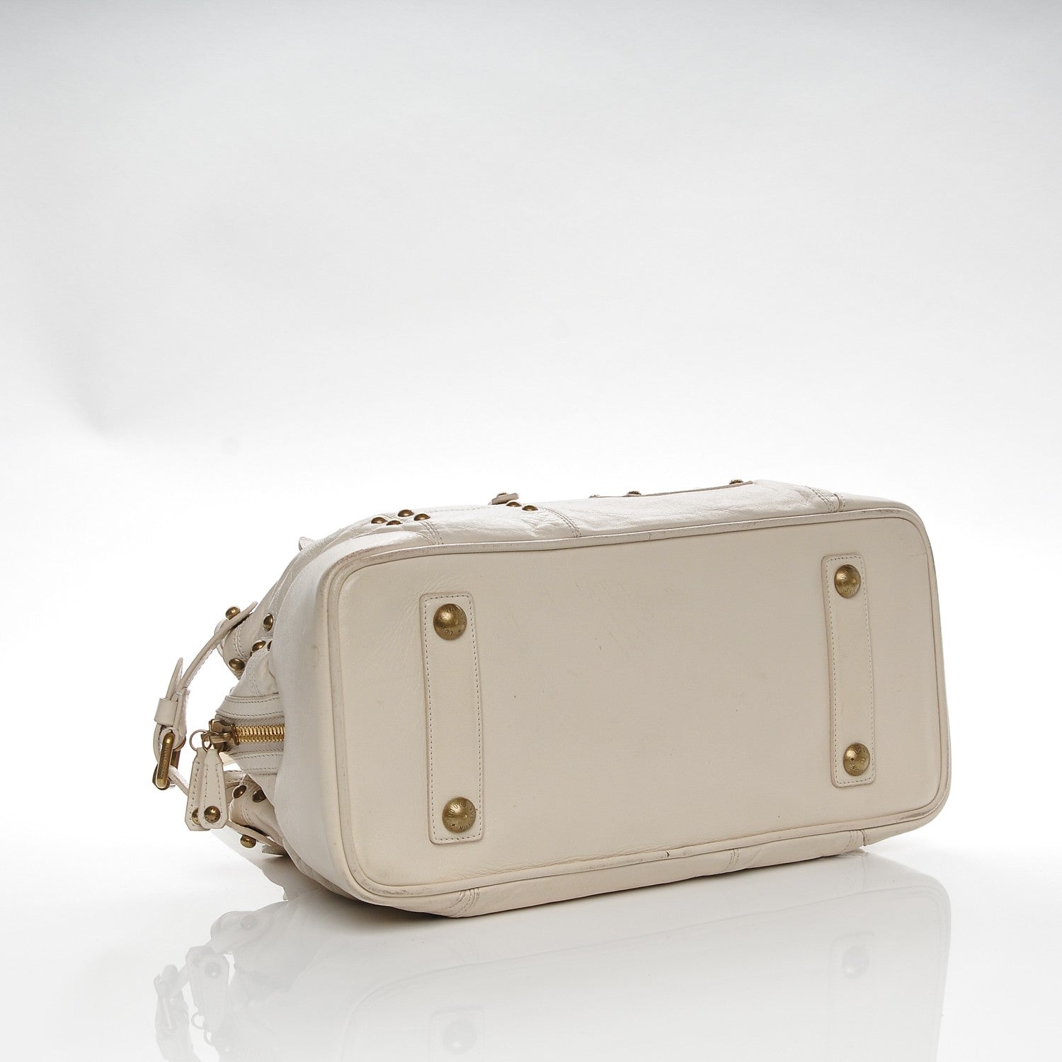 Louis Vuitton Lambskin Riveting Ecru 4 of 7