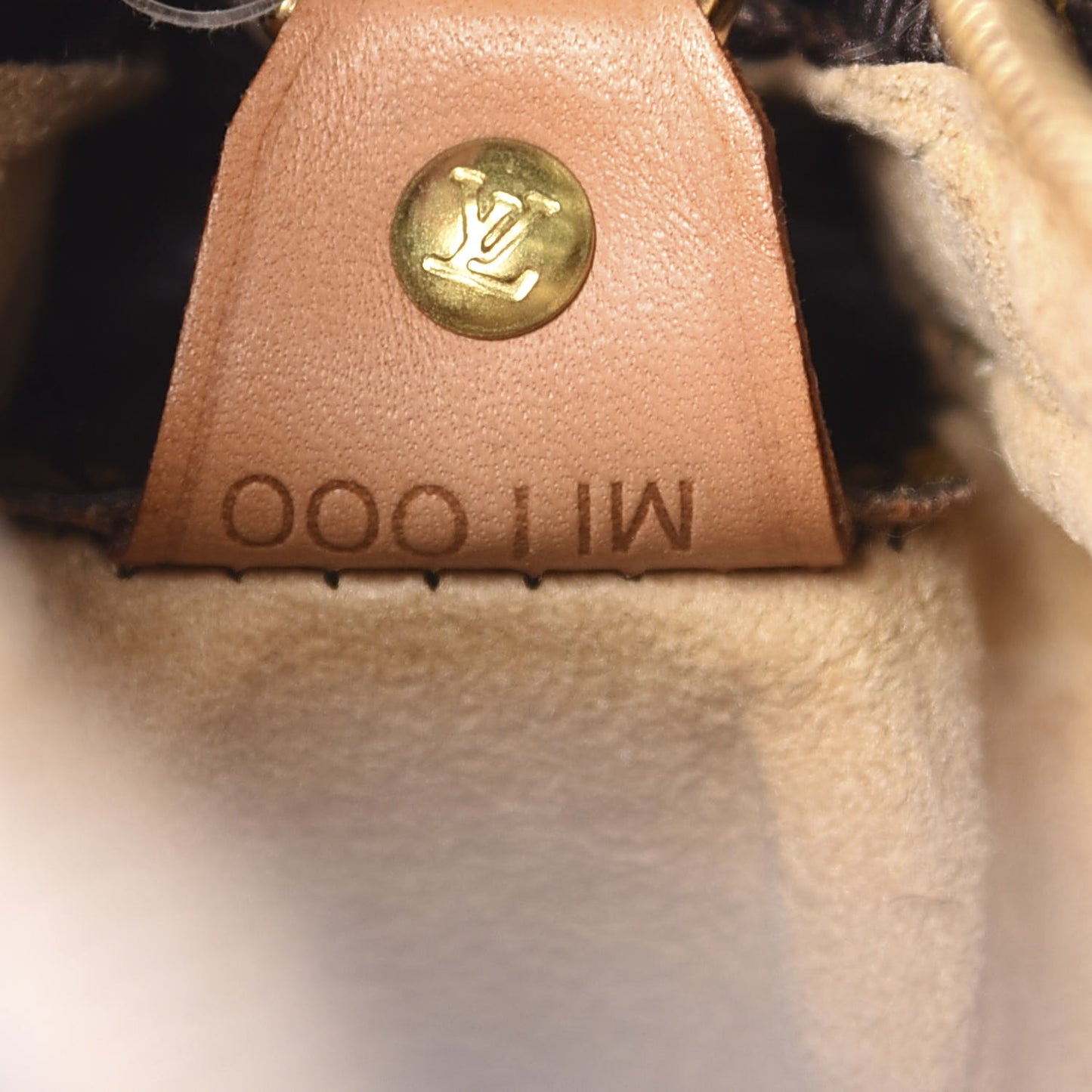 Monogram Looping GM