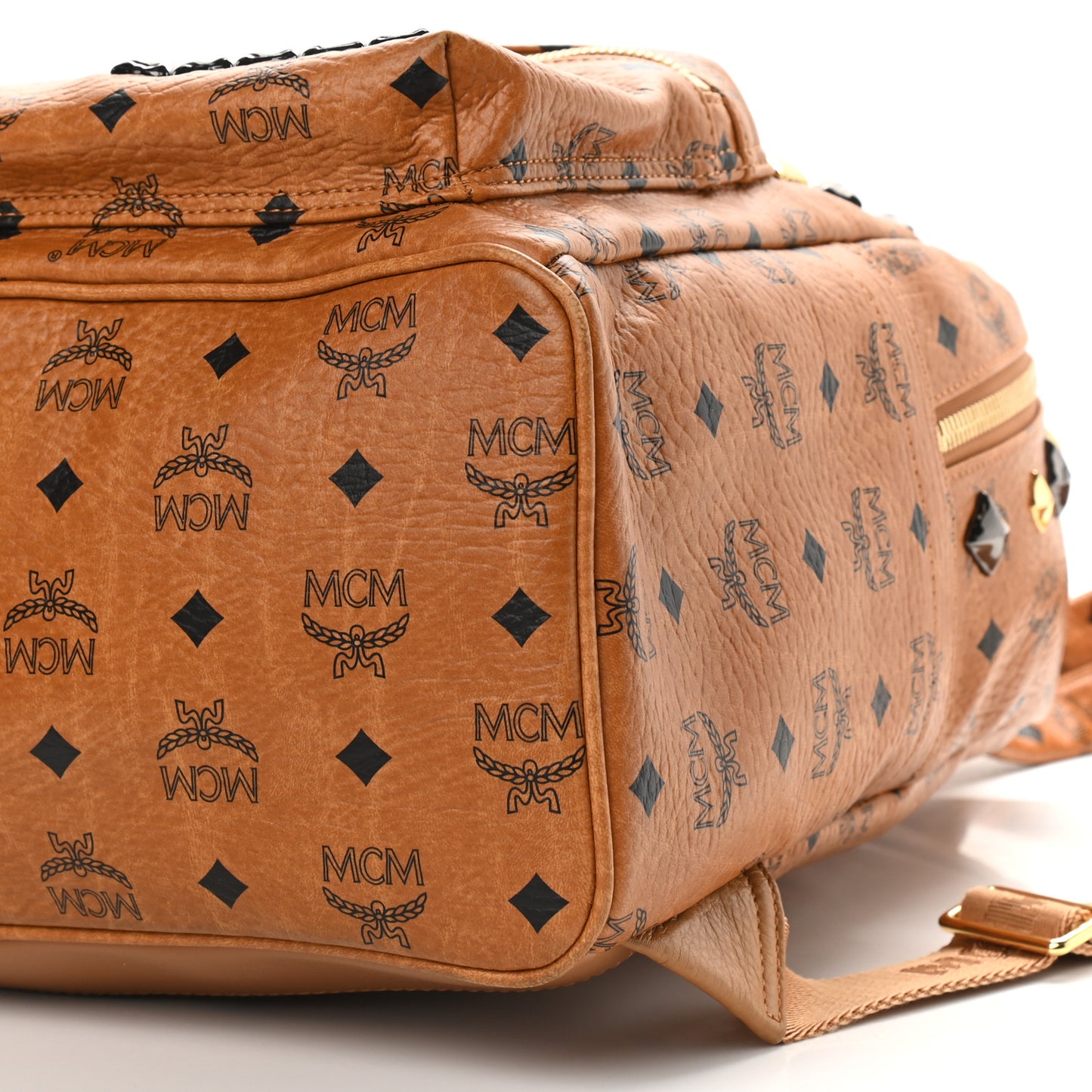 Visetos Studded Medium Stark M Backpack Cognac