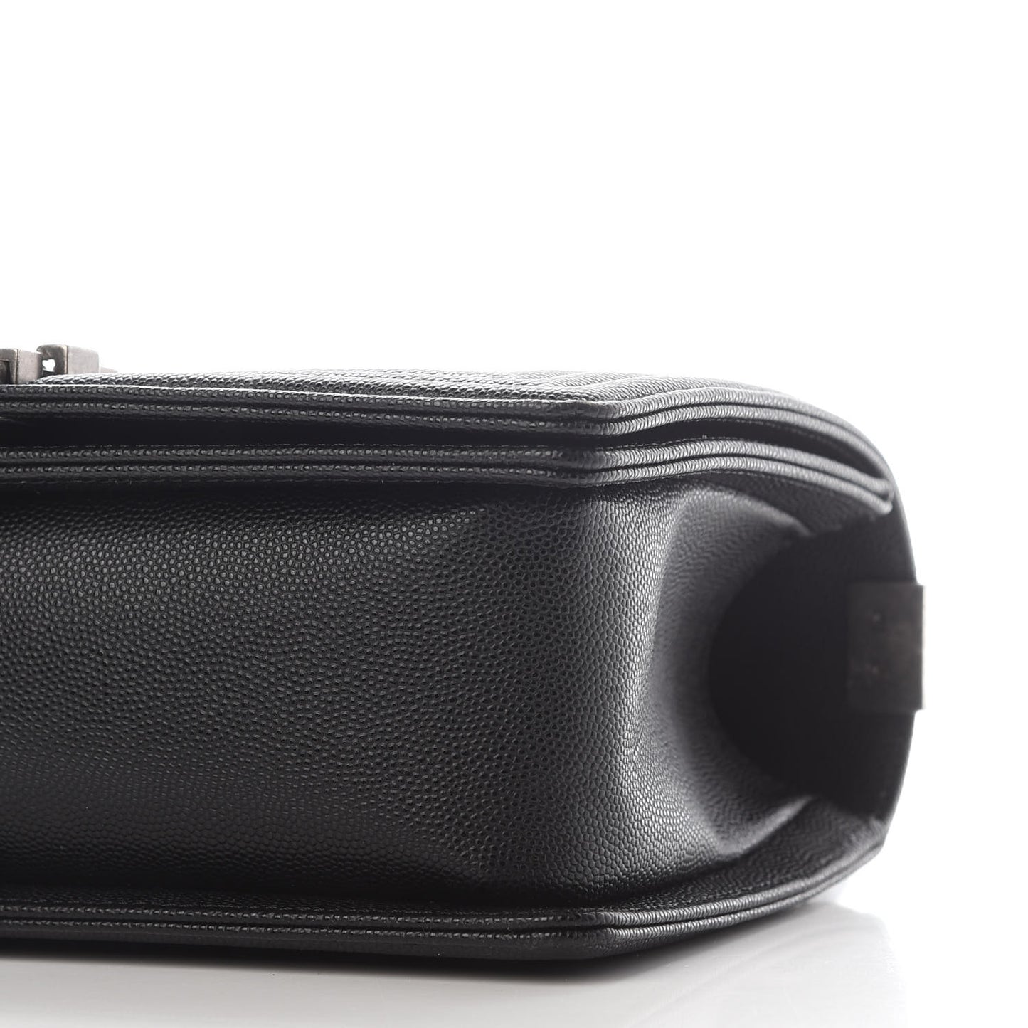 Caviar Quilted Medium Boy Flap Black