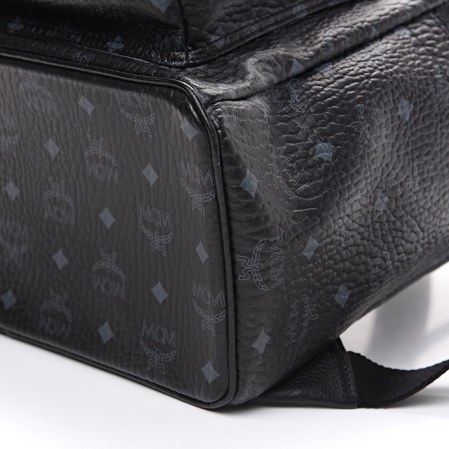 Visetos Studded Medium Stark M Backpack Black